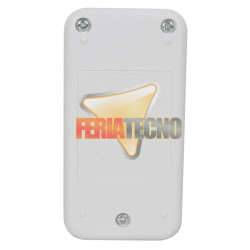 CARGADOR CON 4 PILAS RECARGABLES, 2 AAA  Y 2 AA